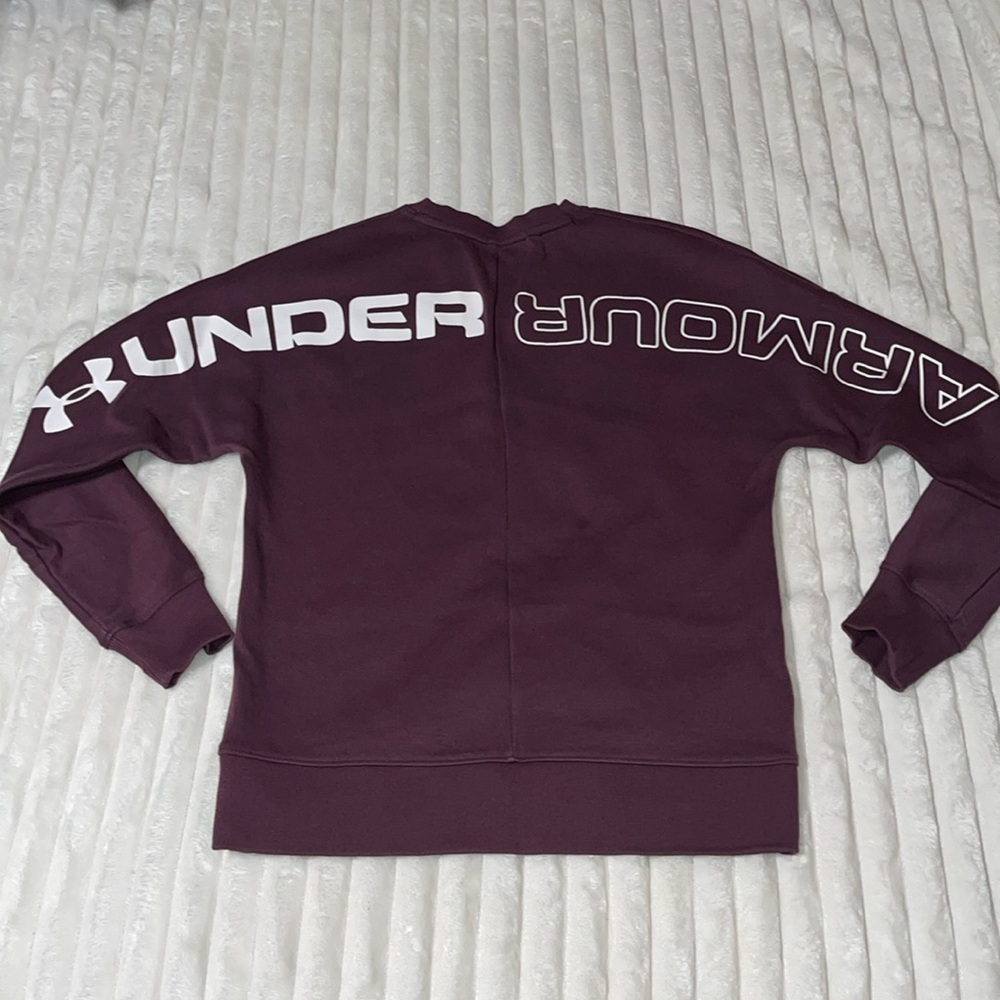 Under Armour Sweatshirt | Size Large Kids